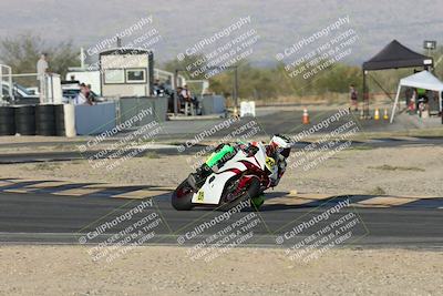 media/Nov-02-2025-CVMA (Sun) [[337aff29ab]]/Race 17-Amateur Supersport Middleweight/